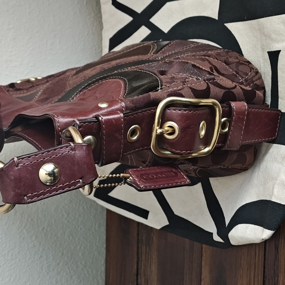 Coach Zoe Patchwork Shoulder Bag - Picture 6 of 16